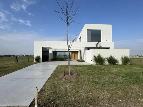 Casa en Vida Club de Campo
