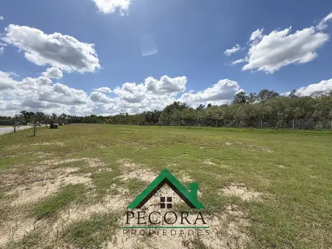 Terreno en Venta 20  mts Frente