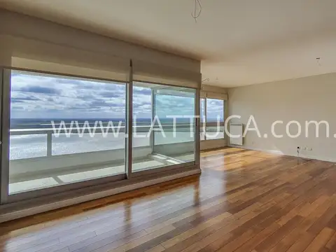 Departamento en Alquiler de 5 ambientes