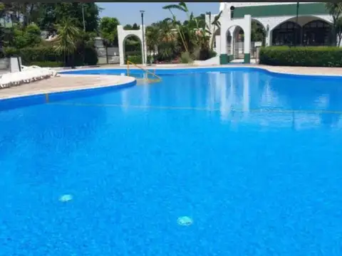 Las Brisas Country Club