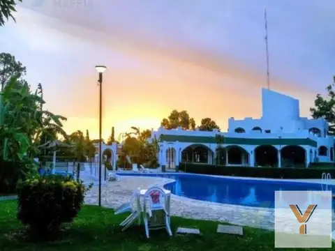 Las Brisas Country Club
