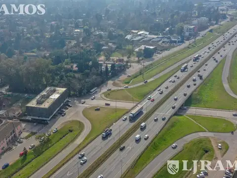 Oficina en VENTA - Panamericana 50, Pilar