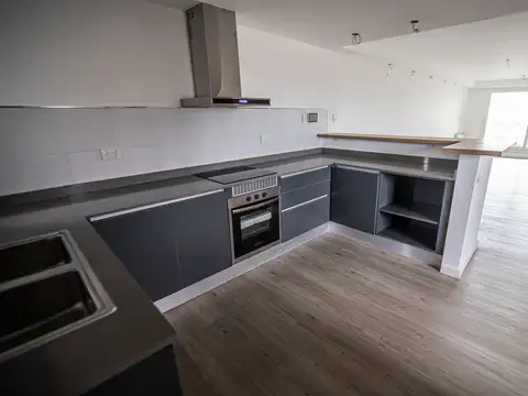 Departamento 4 ambientes con 2 baños