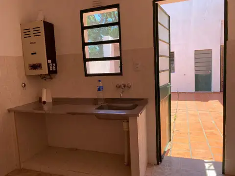 Oficina en Alquiler en Pichincha, $ 550.000