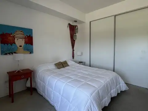 Lola Mora 400