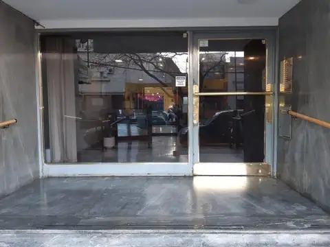 Venta departamento de 3 ambientes en barracas