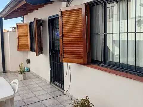 DEPARTAMENTO 4 AMB  CON PATIO Y BALCON EN LUGANO