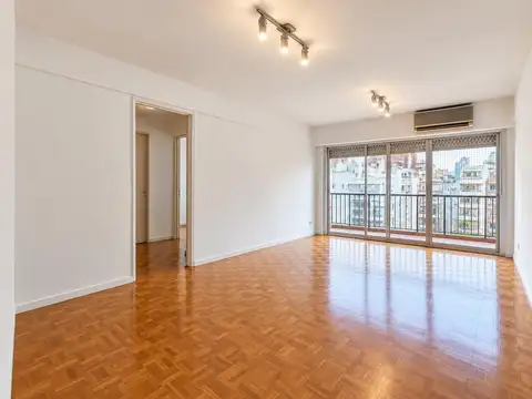 Departamento en Colegiales con parrila y cochera y baulera - VENTA