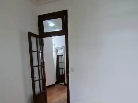 Oficina en Alquiler en Almagro, $ 650.000
