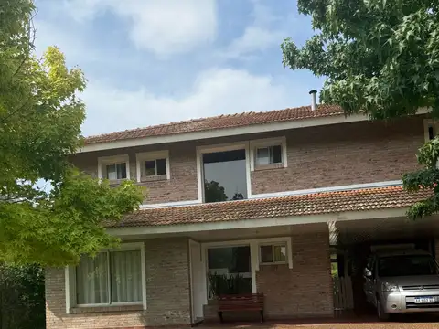 Casa en Alquiler Temporal en Barrancas De San Jose, USD 2.800