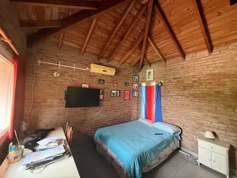 Casa en Alquiler Temporal con 5 cocheras