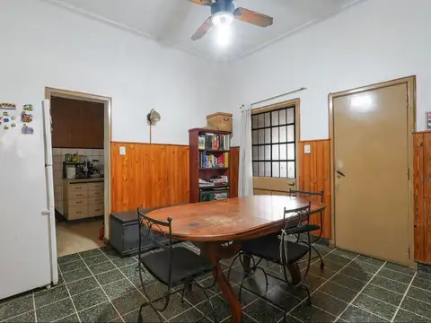 Depto Tipo Casa en Venta en Agronomia, USD 210.000