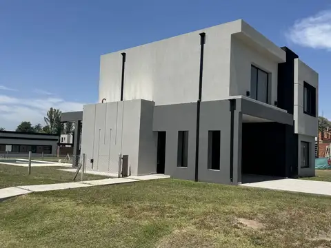 Casa en Venta de 5 dormitorios