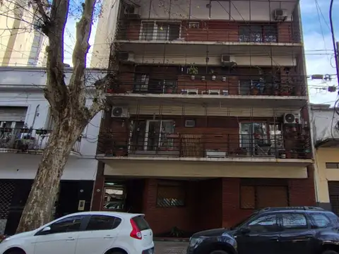 Lavalle 3900, Piso 4