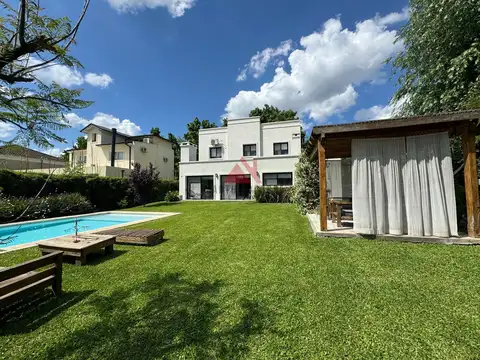 La Delfina 100