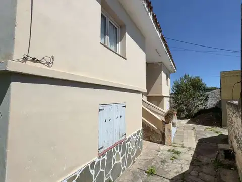 Casa 18 ambientes con 13 baños