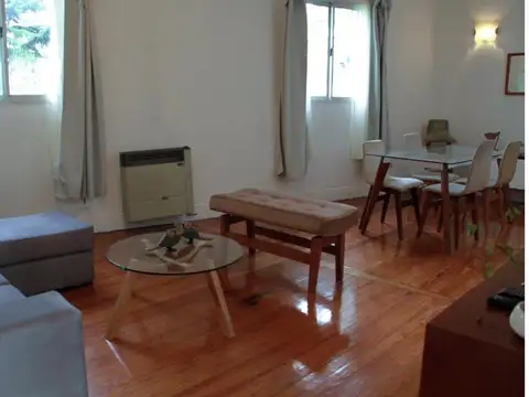 Depto Tipo Casa 2 ambientes con 1 baño