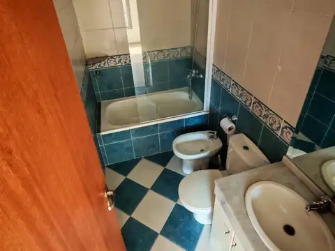 Departamento en Alquiler con 1 cocheras