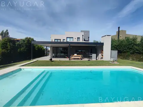 Venta Casa - El Cantón - Barrio Norte / Escobar