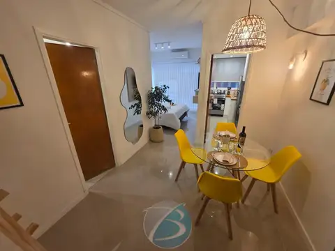 Ambiente y medio amoblado