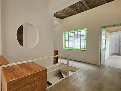 Depto Tipo Casa en Venta en Centro, USD 210.000