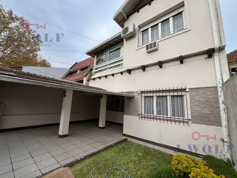 Depto Tipo Casa en Venta con 1 cocheras