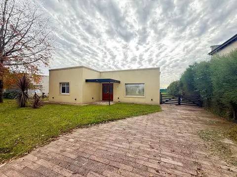 CASA EN VENTA CARDALES VILLAGE