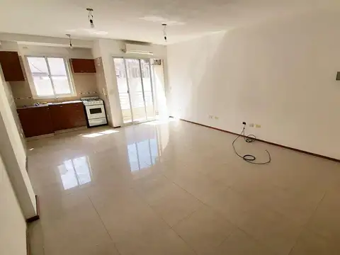 Av. Entre Ríos al 1300