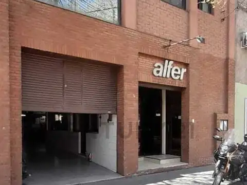 LOCAL COMERCIAL EN VENTA -  ¡Oportunidad única en el corazón de Mendoza!