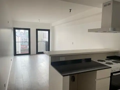 Depto. Monoambiente  piso alto en Venta con Renta - Esmeralda Suites - Retiro - Plaza San Martin