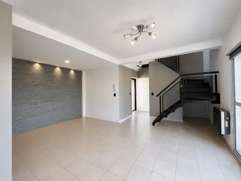 Depto Tipo Casa en Venta en Caseros, USD 89.000