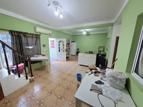 Charlone 600, Piso pb