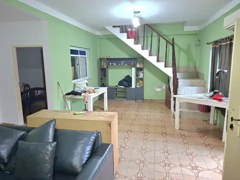 Alquiler amplia vivienda de 3 amb