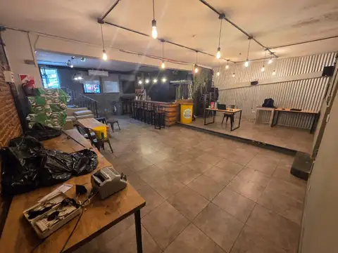 Local Oficina Showroom apto varios usos en muy buena ubicacion!