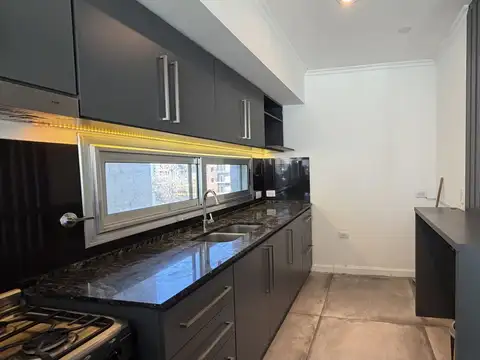 Departamento en Alquiler con 1 cocheras