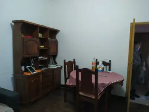 PH int. 2 AMBIENTES CON PATIO  y Lavadero - TOTALMENTE INDEPENDIENTE