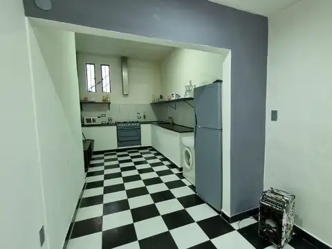 Depto Tipo Casa en Venta de 4 ambientes