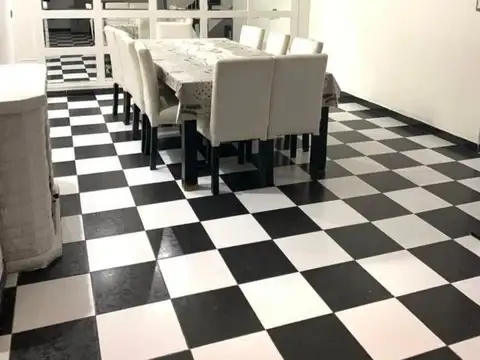 Depto Tipo Casa en Venta en Monte Castro, USD 159.000