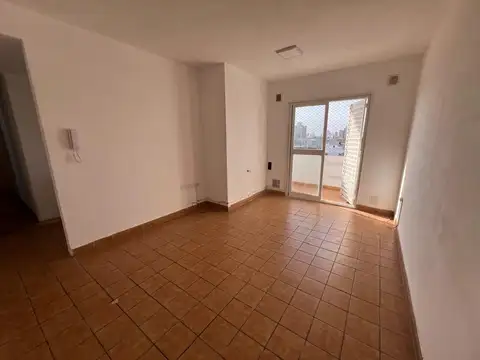 Departamento 5 ambientes con 1 baño