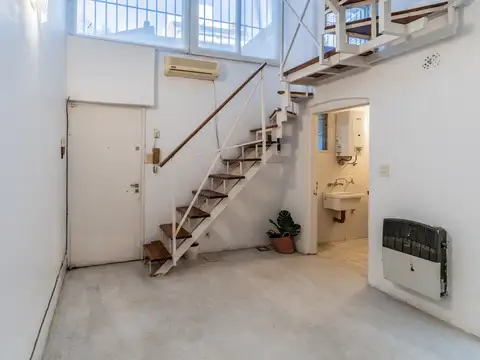 Depto Tipo Casa en Venta en Caballito, USD 138.000