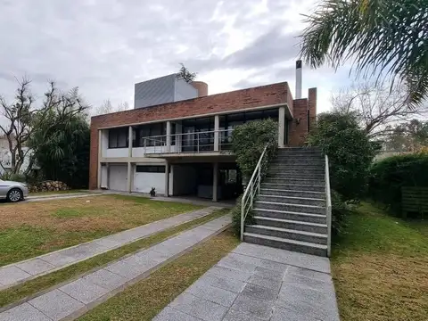 Casa en Venta de 5 dormitorios