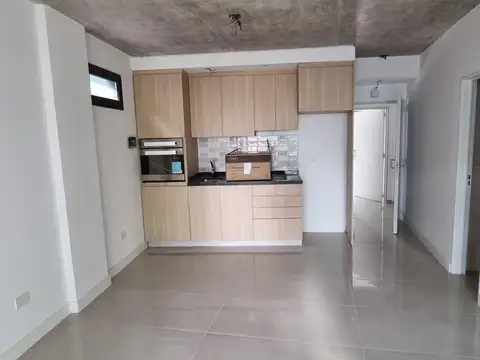 Juan Carlos Cruz 1800, Piso 3