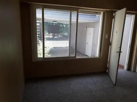 Depto Tipo Casa en Alquiler de 2 dormitorios