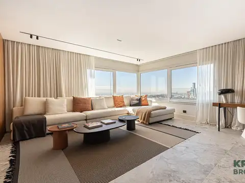 Departamento en Venta con 3 cocheras