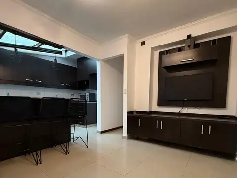 Casa 3 ambientes con 2 baños