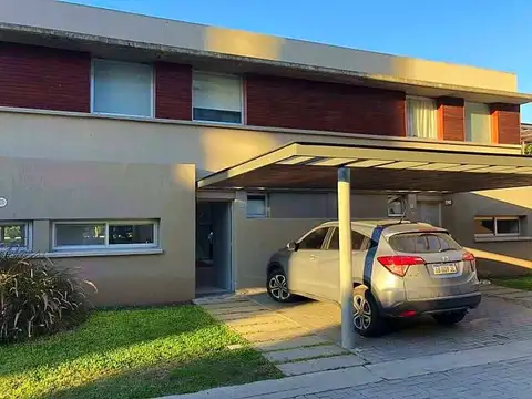 Duplex con JARDIN en El Palmar - Posadas, Nordelta