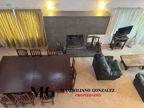 Casa 5 ambientes con 5 baños