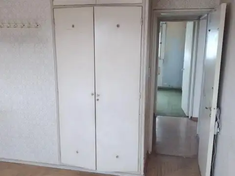Venta departamento 3 ambientes en Versalles.