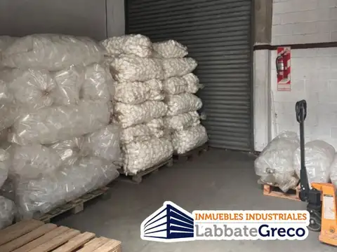 Galpon en Venta 10  mts Frente