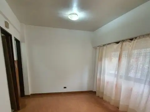 SE VENDE DPTO AL FRENTE 2 AMB. PB CON PATIO EN LOMAS DEL MIRADOR